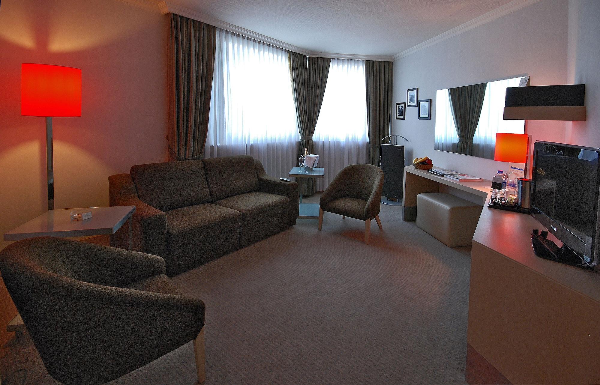 Eresin Hotels Taxim & Premier Istanbul Bagian luar foto